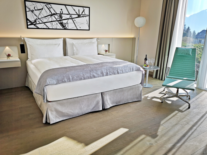 Modern Family Suite